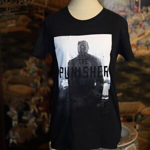 Small The Punisher Silhouette Marvel  Black Tee